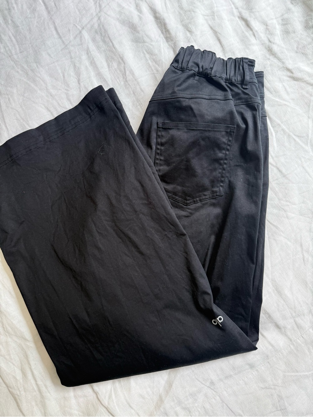 ALO Yoga Black Elastic-Waist Women's Trousers